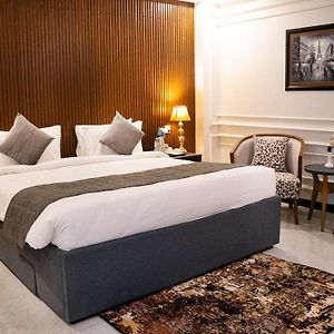 Falettis Grand Hotel Naran